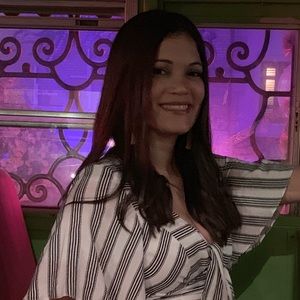 Meet your Posher, Angela